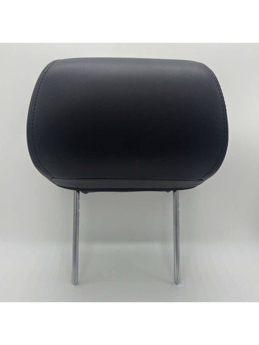 2007-2014 Chevy GMC GMT900 Black Leather Front Headrest L0180689AB02G13